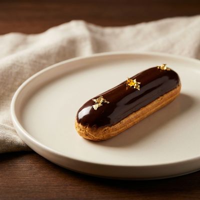 Chocolate Éclair