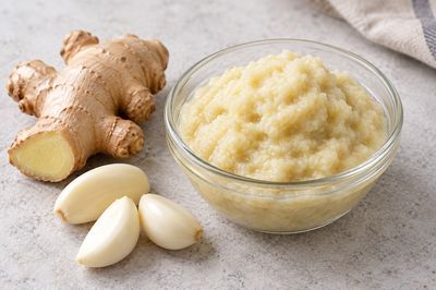 Ginger-garlic paste: How to Choose, Use and Store It