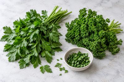 Parsley: How to Choose, Use and Store It