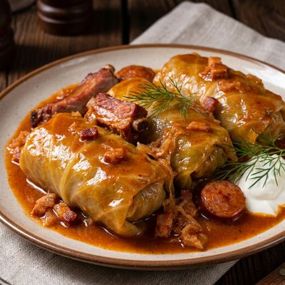 Toltott Kaposzta Stuffed Cabbage Rolls